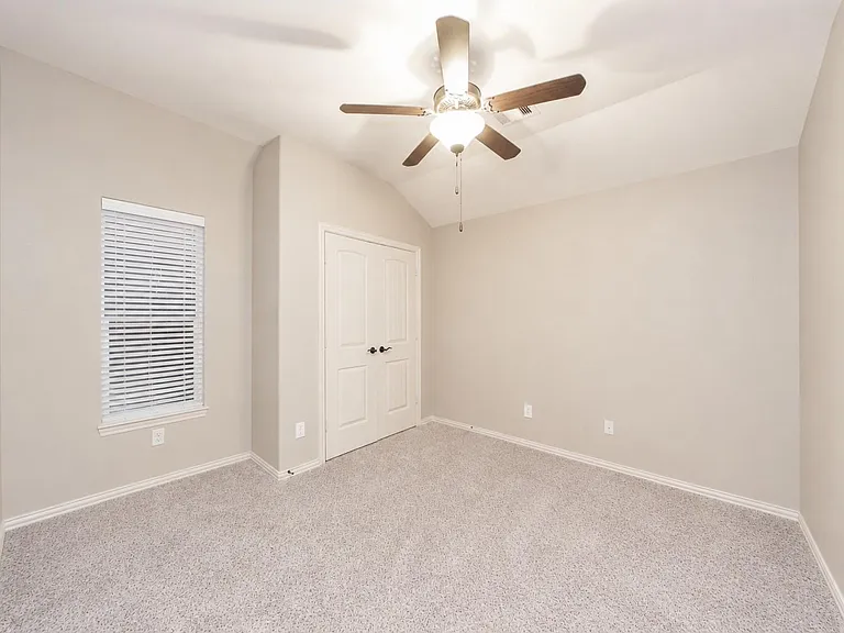 17919 Banbury Green Ln — Photo 21