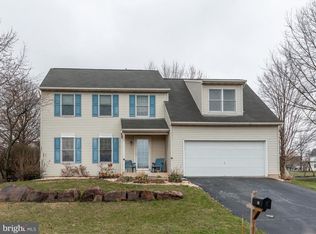 15 Pheasant Ln, Reinholds, PA 17569