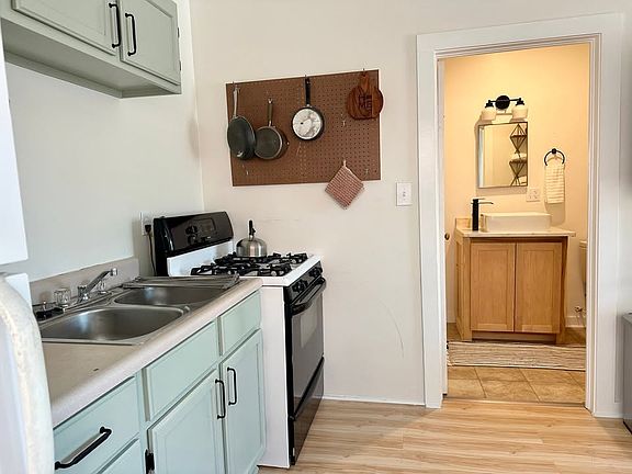 4th image of 315 N 6th St #10