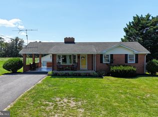 164 Reservoir Ave, Luray, VA 22835