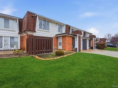 8710 Community Blvd, Warren, MI, 48093