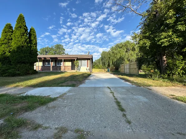 5130 Wise Rd, Lansing, MI 48911