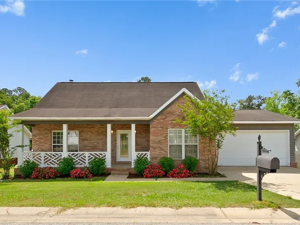 14148 River Point Cir, Tuscaloosa, AL 35405