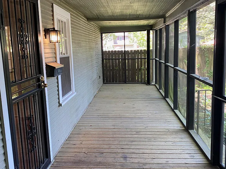 1725 Faxon Ave — Photo 19