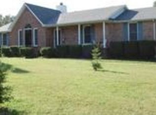4460 Lake Rd, Woodlawn, TN 37191