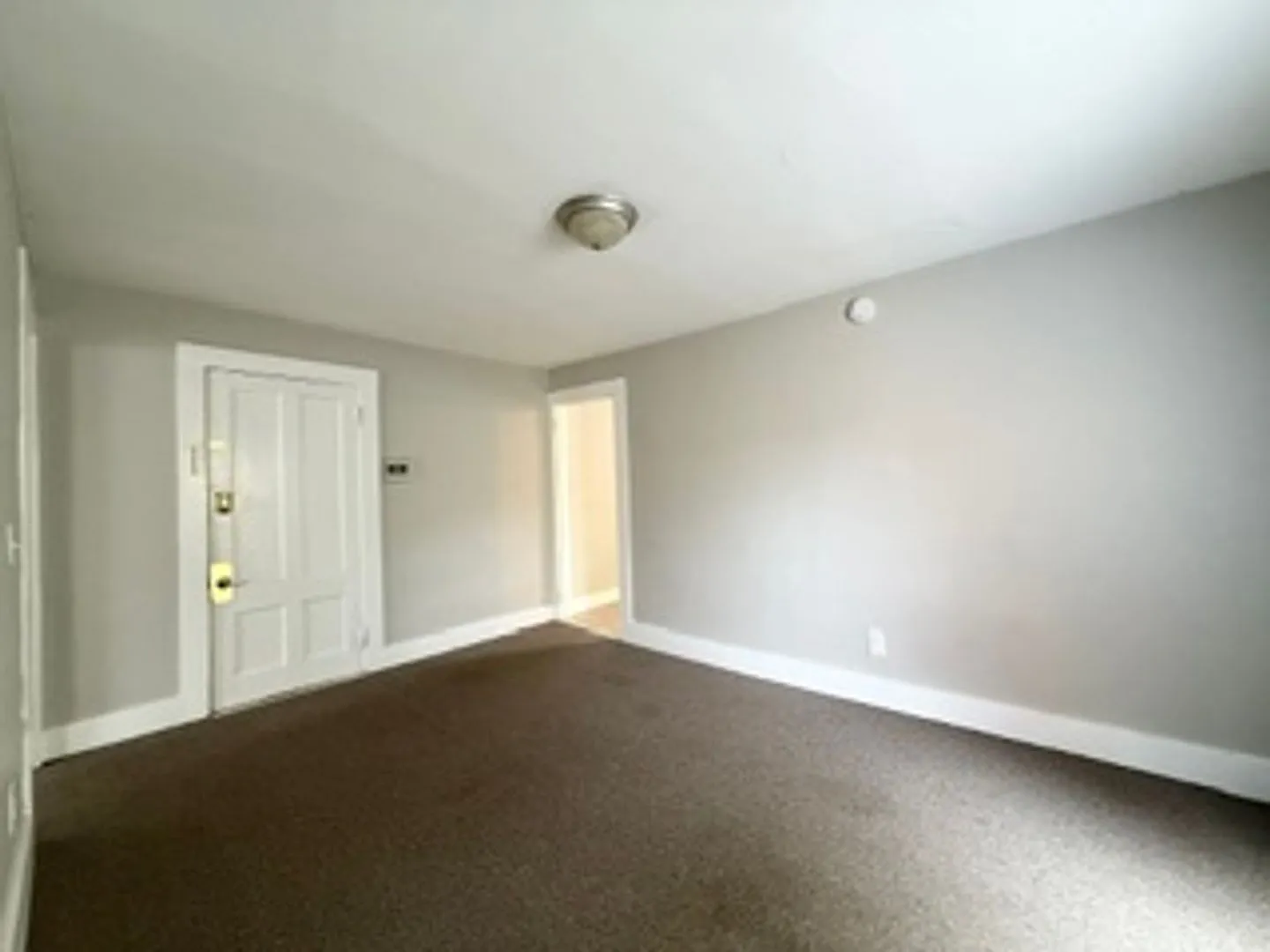 12 Noyes St Place — Photo 4
