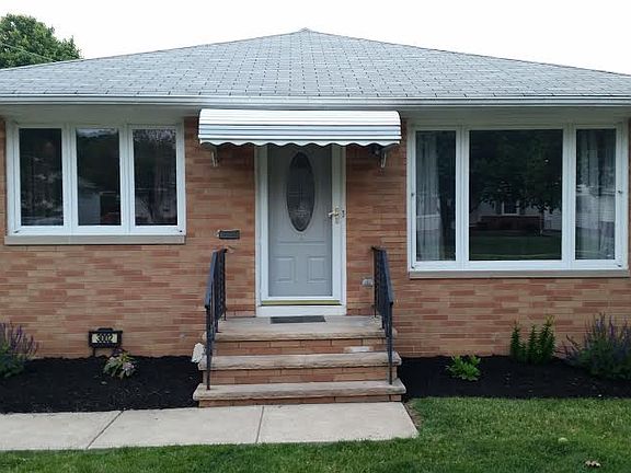 2nd image of 3002 Winthrop Dr