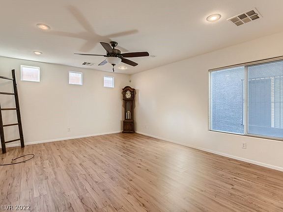 4th image of 7359 Escarpment St