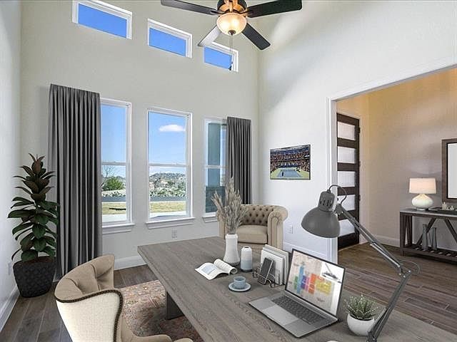 Listing photo 5