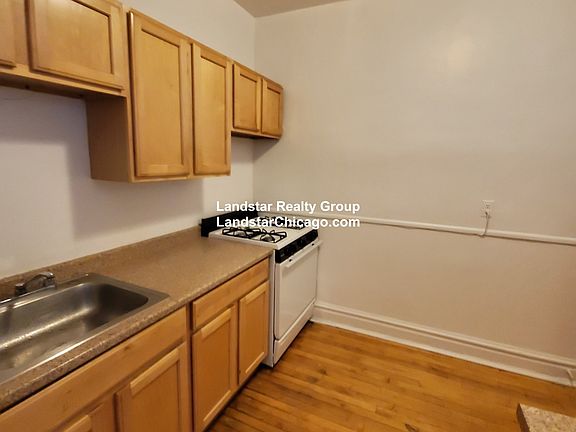 4th image of 6824 N Wayne Ave APT 2B