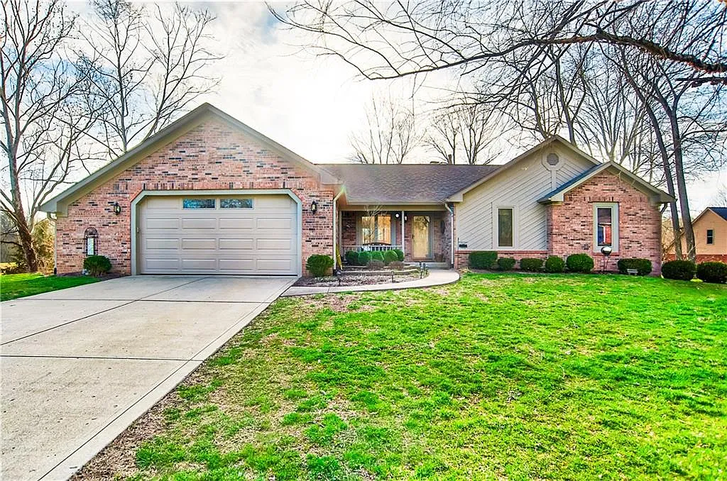 11812 N Wildwood Ln photo 1