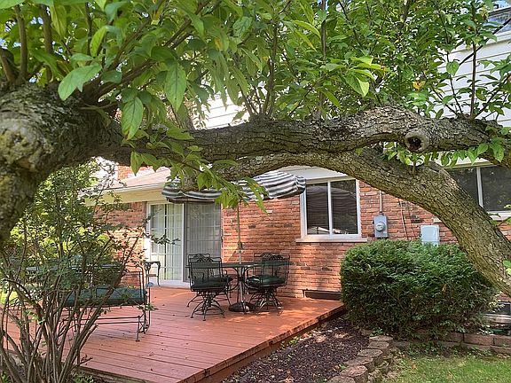 5th image of 30275 Woodgate Dr