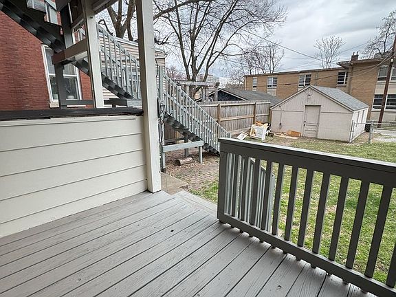 5th image of 510 W Saint Catherine St APT B