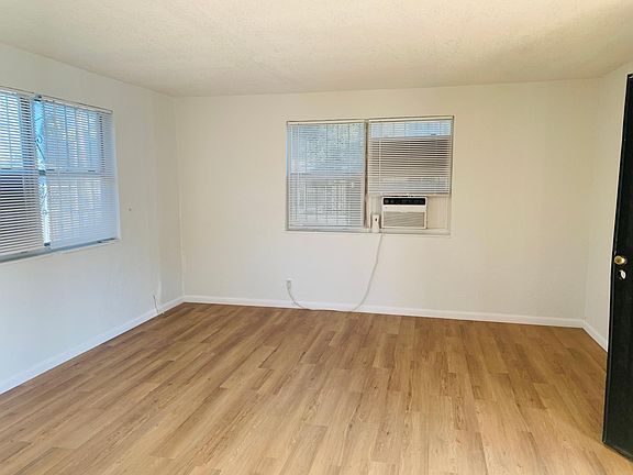 3rd image of 6950 NW 8th Ave APT 5