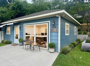 1102 N Cuernavaca Dr, Austin, TX 78733