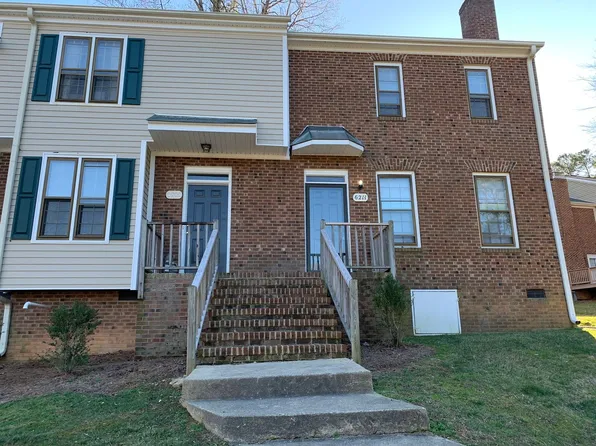 6211 Waterside Ln, Raleigh, NC 27613