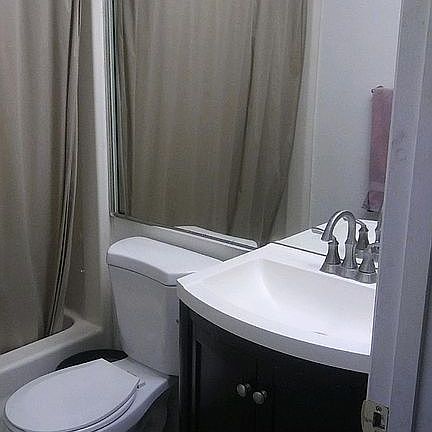 Main bathroom