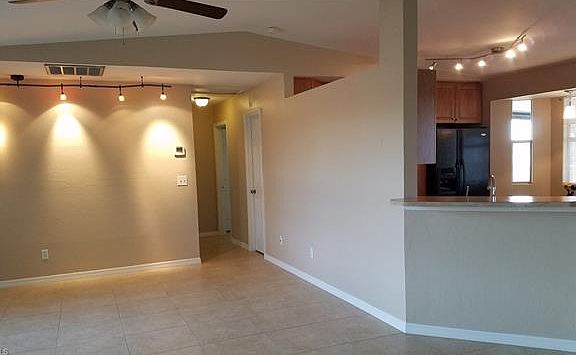 2nd image of 1415 NW 20th Ter