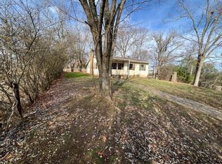 13260 Oak Grove Rd, Winslow, AR 72959