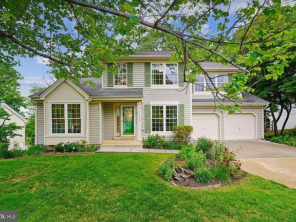 2nd image of 13484 Lake Shore Dr