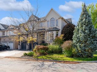 2434 Taylorwood Dr, Oakville, ON L6H0C8