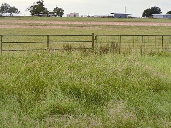 2nd image of 1818 Business Loop 181 N