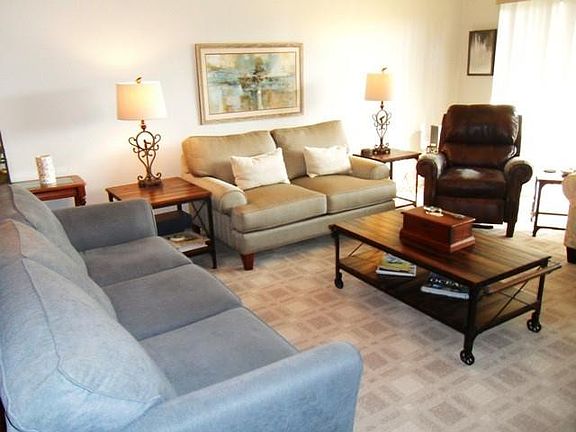 5th image of 9440 Meadowood Drive #205