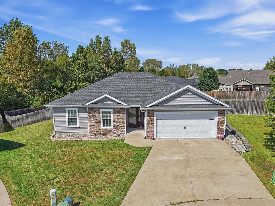 1st image of 5107 Aspen Ridge Dr