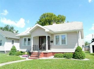 808 E 32nd St, Anderson, IN 46016