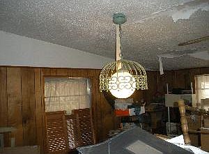 4th image of 915 Bennett St