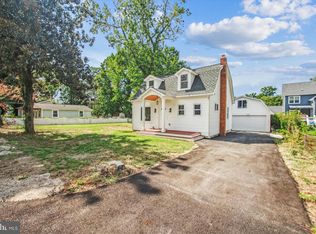 1712 Ridgely Rd, Edgewater, MD 21037