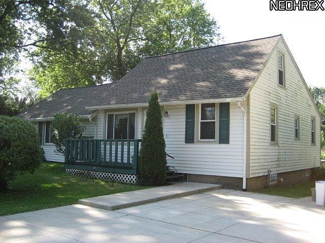 2nd image of 3036 Woodland Rd