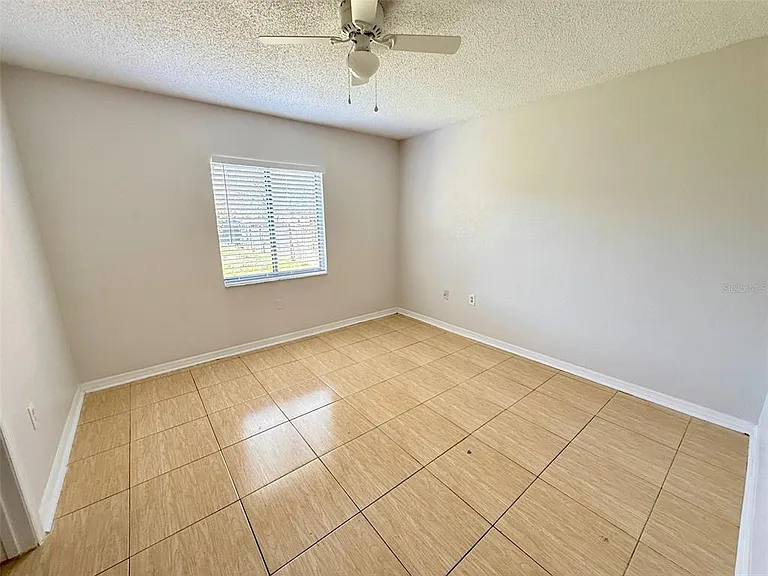 908 Tucker Ave — Photo 7