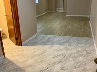 2524 W Farragut Ave #B, Chicago, IL 60625