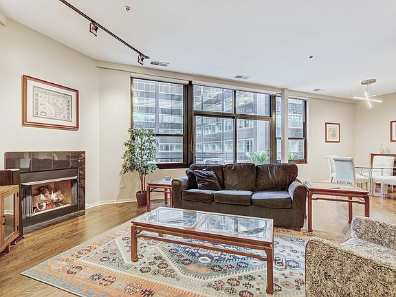 5th image of 130 S Canal St APT 9F