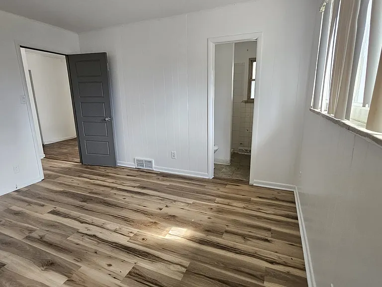1385 Moline St #2 — Photo 4