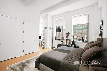 Rented by (Legacy) Elegran