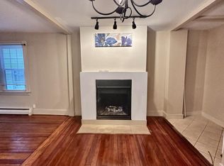 16 Pearl St, Newport, RI 02840