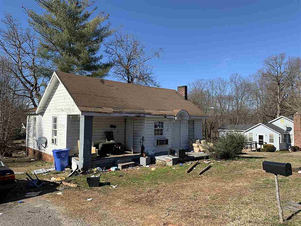 1st image of 155 Illinois St