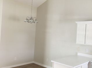 3013 Lauren Place Dr APT 103, Wilmington, NC 28405