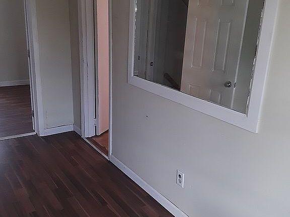 4th image of 63 Belden St