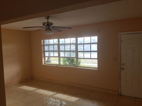 2nd image of 1645 NE 124th St