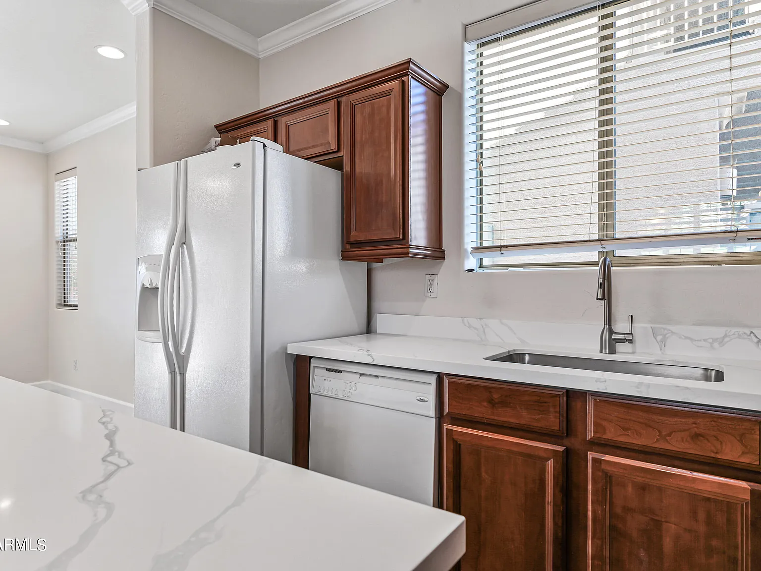 4 bed, 2.5 bath, 2160 sqft, $2,495 — Photo 2