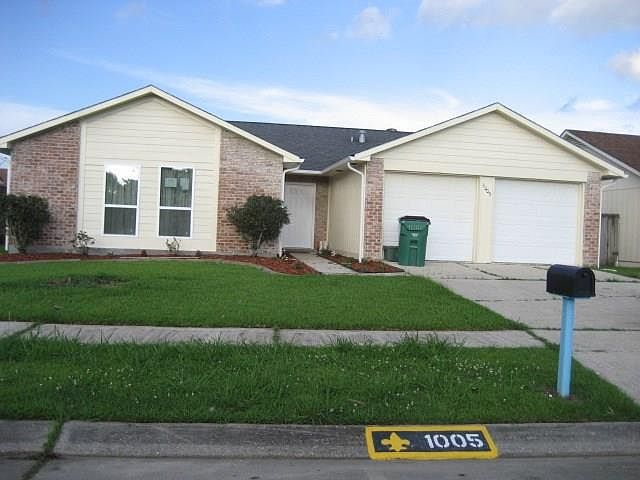 1st image of 1005 Fairfax Dr