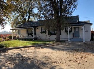151 E Peltier Rd, Acampo, CA 95220