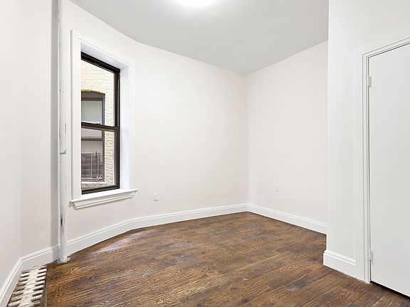 4th image of 17 W 125th St #A3