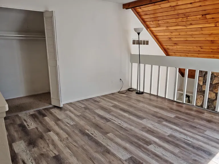 2690 S Xanadu Way — Photo 13
