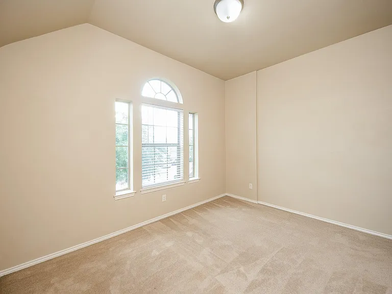 4019 Windmill Creek Dr — Photo 21