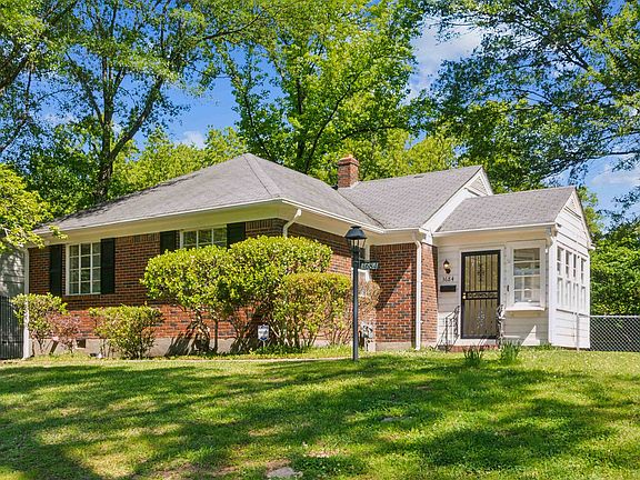3rd image of 3684 Philwood Ave
