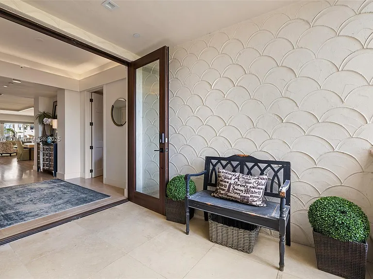4924 Fisher Island Dr #4924 — Photo 2